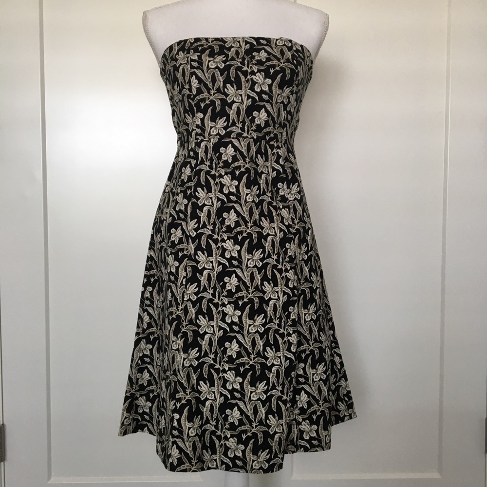 SALE Gap | Black & Cream Strapless Floral Dress 8